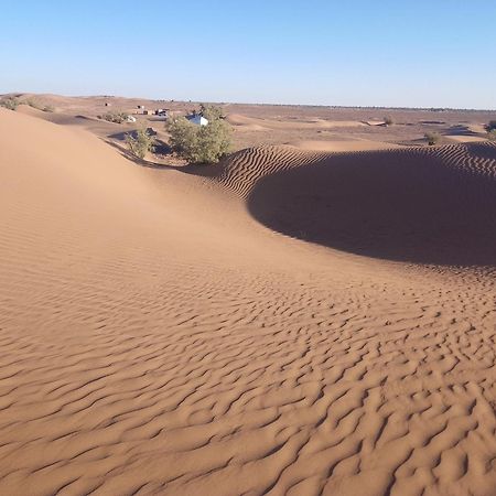 Отель Nomads Life Style Мхамид Экстерьер фото