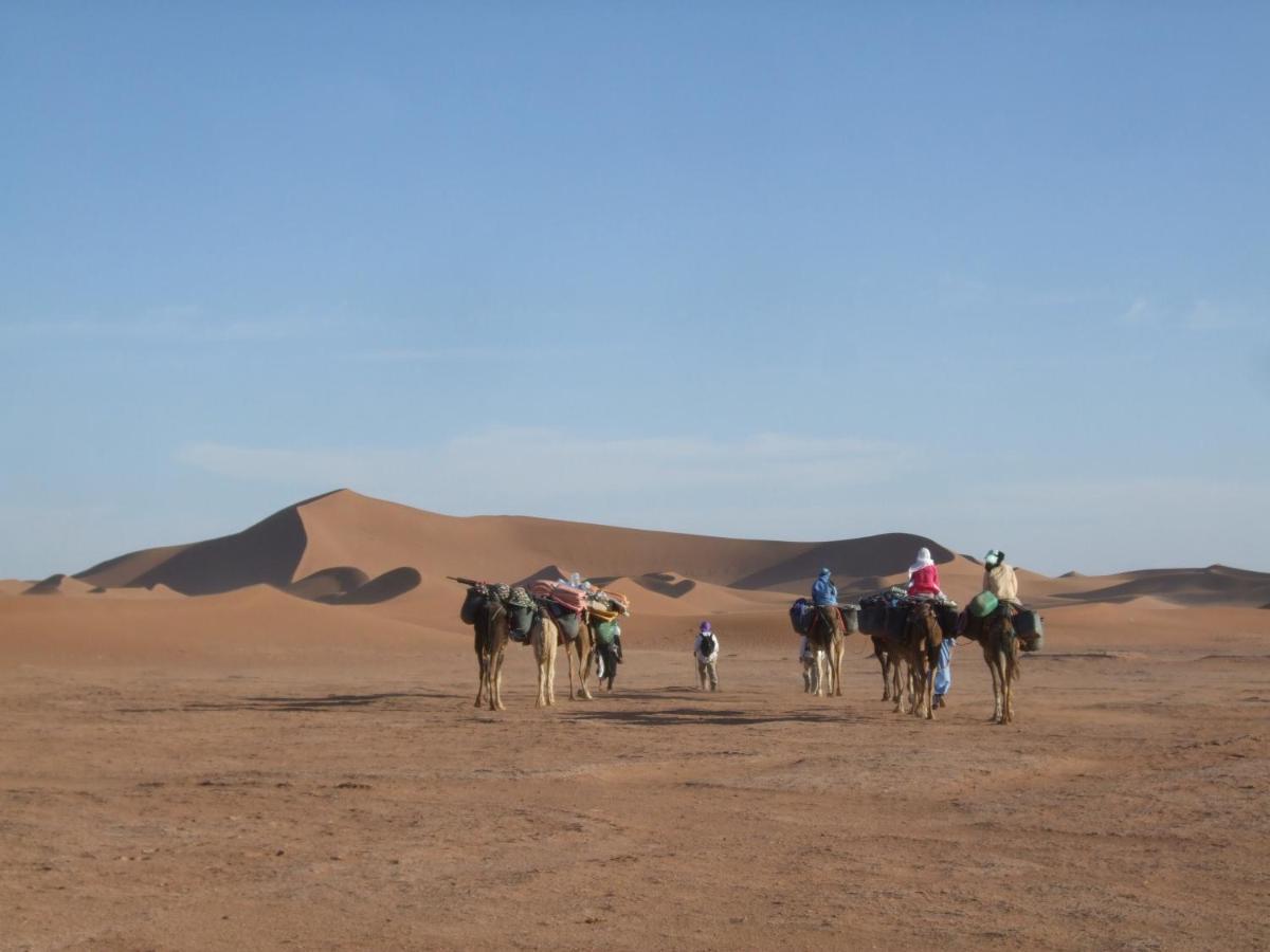 Отель Nomads Life Style Мхамид Экстерьер фото